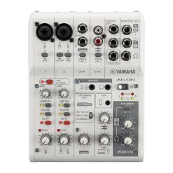 Bàn mixer Yamaha AG06 thiết kế thanh lịch nhỏ gọn